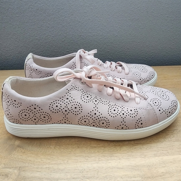 Cole Haan Cream Grand OS Crosscourt Perforated Sneaker Shoes Womens 7 - Picture 1 of 11